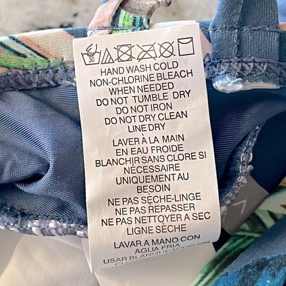 La Blanca Swimsuit V Neck One Piece Tropical Print New 6 - Picture 10 of 13